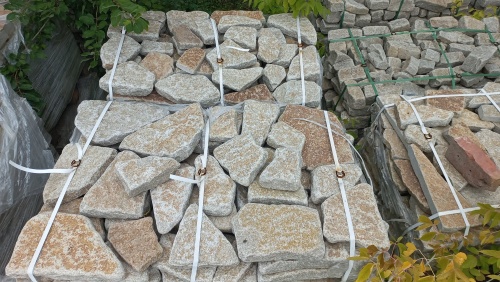 Плитняк гранитный галтованный купить в Вологодской области