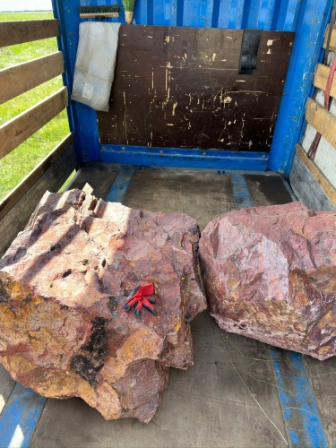 Ландшафтные глыбы красно-фиолетовые 200-1000 килограмм купить в Вологодской области