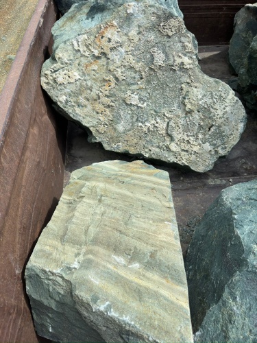 Ландшафтные глыбы зелёные 200-500 килограмм купить в Вологодской области