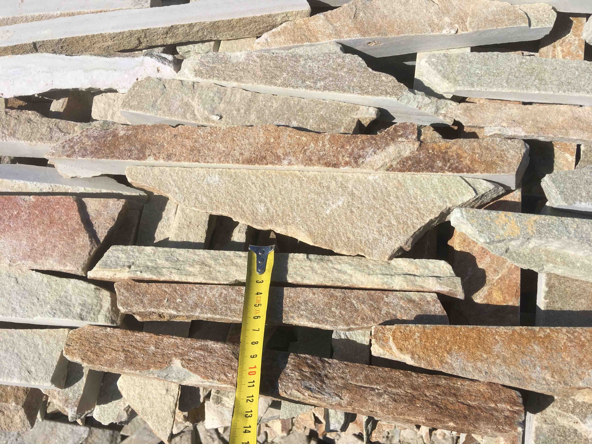 Горбушка златолит золотистый для облицовки купить в Вологодской области