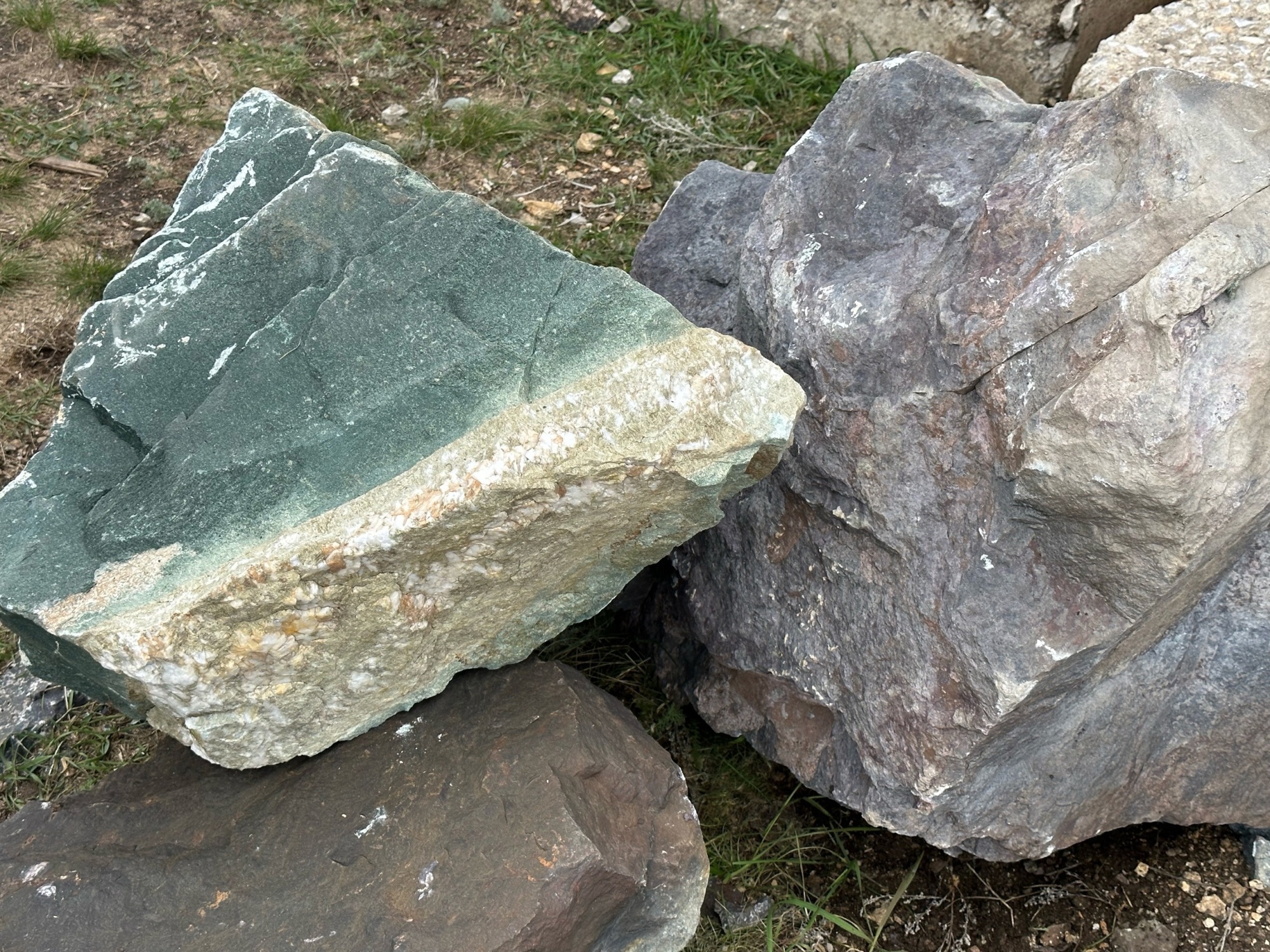 Камни для ландшафтного дизайна зелёные 10-60 килограмм купить в Вологодской области