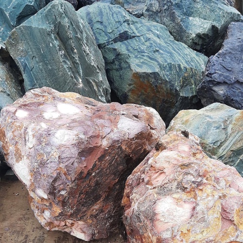 Ландшафтные глыбы красно-фиолетовые 200-1000 килограмм купить в Вологодской области