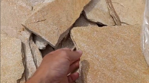 Плитняк златолит жёлтый золотистый для отмостки купить в Вологодской области