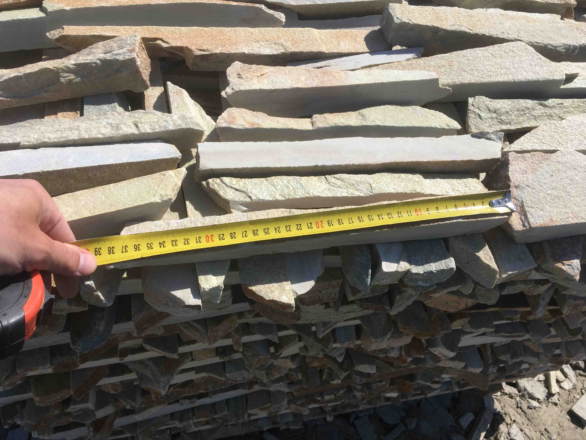 Горбушка златолит золотистый для облицовки купить в Вологодской области