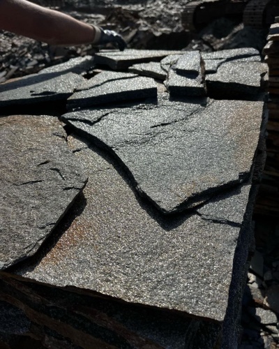 Плитняк златолит серебристый для фасада купить в Вологодской области