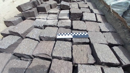 Лемезит колотая брусчатка 10 * 10 см. для парковки купить в Вологодской области